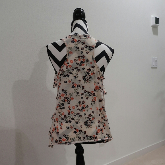 Layered Front Floral Sleeveless Top - Picture 2 of 7